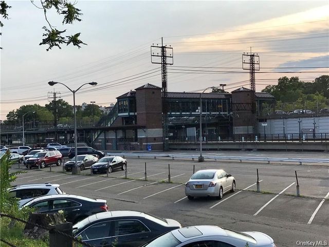 1833 Palmer Avenue 3B, Larchmont, NY 10538