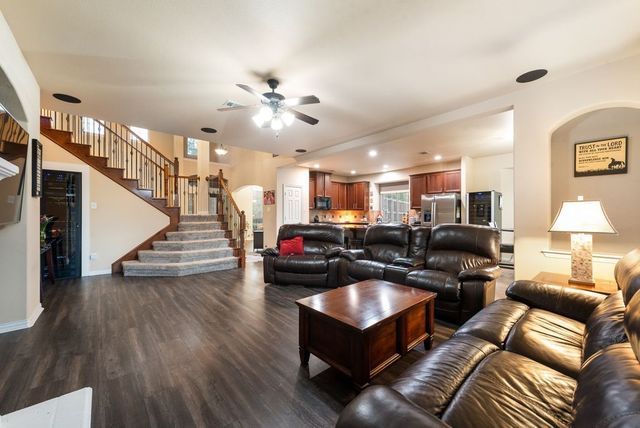 349 Enfield Drive, Roanoke, TX 76262