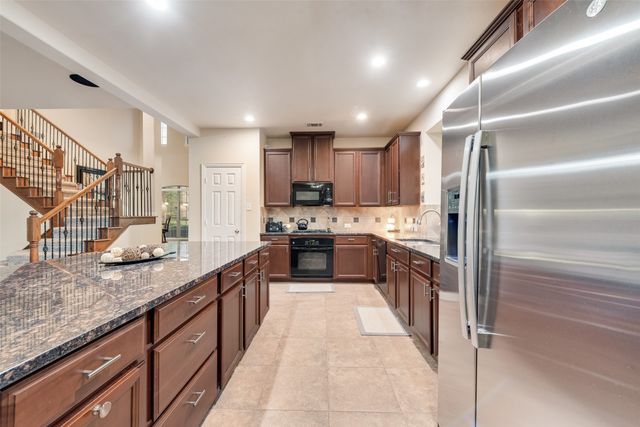 349 Enfield Drive, Roanoke, TX 76262