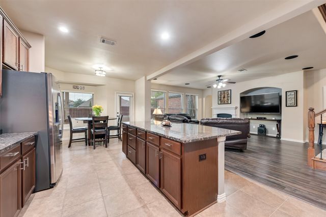 349 Enfield Drive, Roanoke, TX 76262