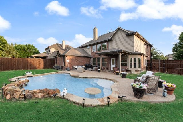 349 Enfield Drive, Roanoke, TX 76262
