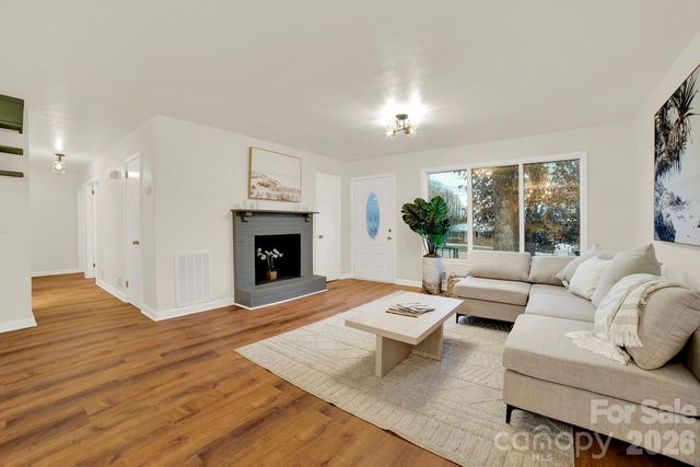 2668 Terrace Drive, Granite Falls, NC 28630