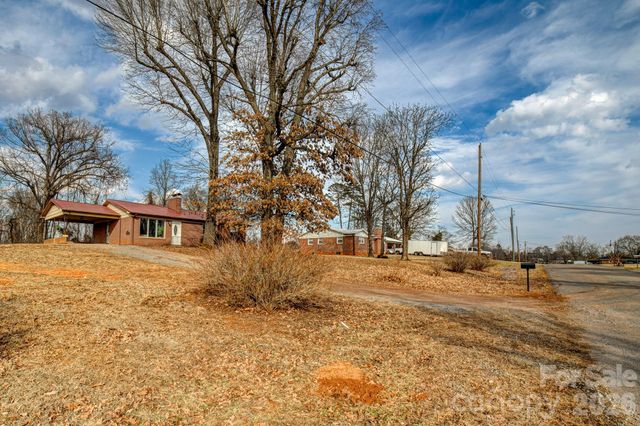 2668 Terrace Drive, Granite Falls, NC 28630