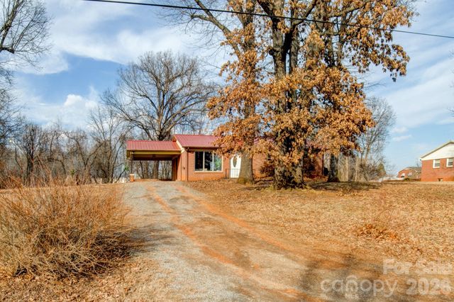 2668 Terrace Drive, Granite Falls, NC 28630