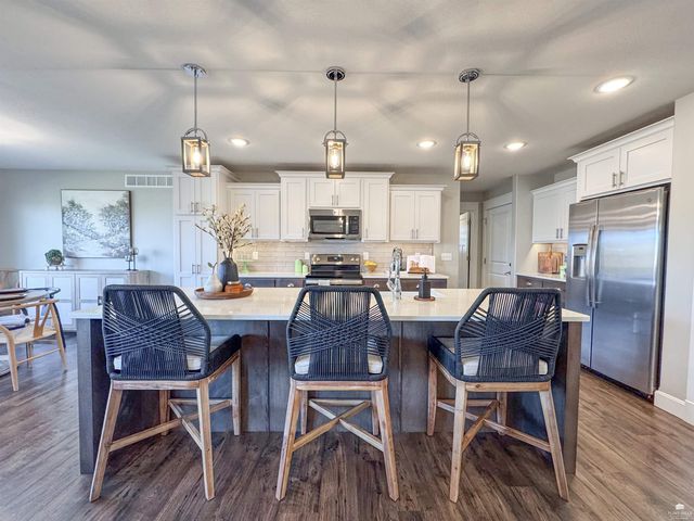 8693 Kinzie Jos Way, Manhattan, KS 66502