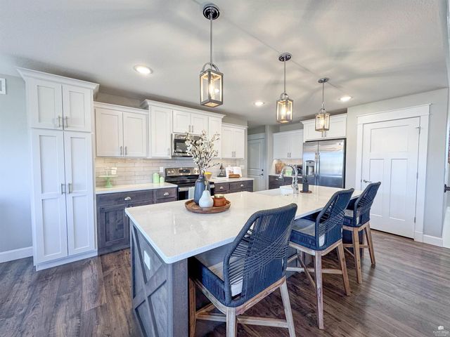 8693 Kinzie Jos Way, Manhattan, KS 66502