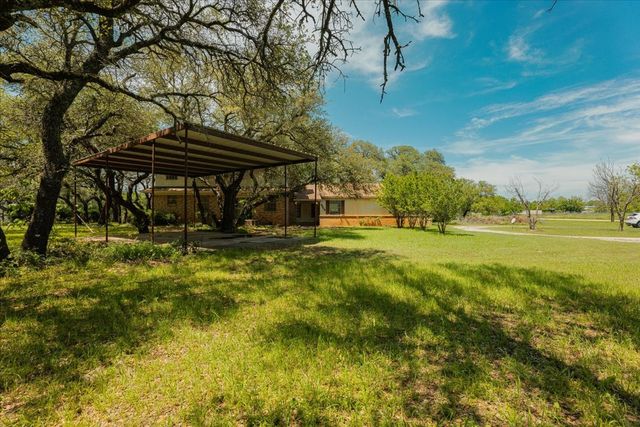 3803 Flintrock Drive, Mineral Wells, TX 76067