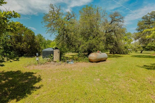 3803 Flintrock Drive, Mineral Wells, TX 76067