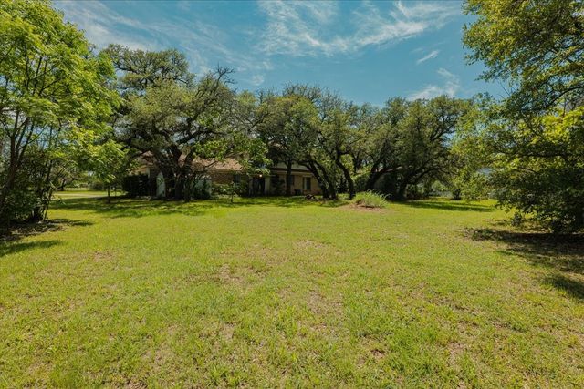 3803 Flintrock Drive, Mineral Wells, TX 76067
