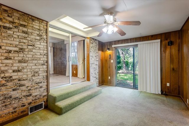 3803 Flintrock Drive, Mineral Wells, TX 76067