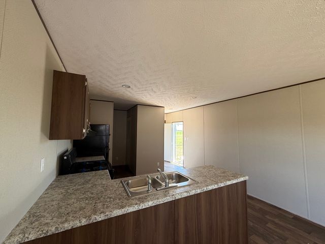 000 CR 4060 Road 25, Kerens, TX 75144