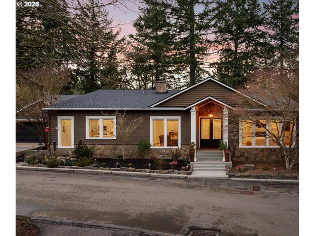 2744 Sw SHERWOOD Dr, Portland, OR 97201