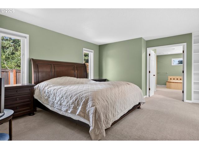 1545 CLOVERLEAF Rd, Lake Oswego, OR 97034