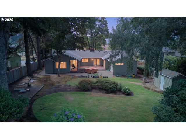 1545 CLOVERLEAF Rd, Lake Oswego, OR 97034
