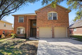 194 LACELEAF LN, Cibolo, TX 78108