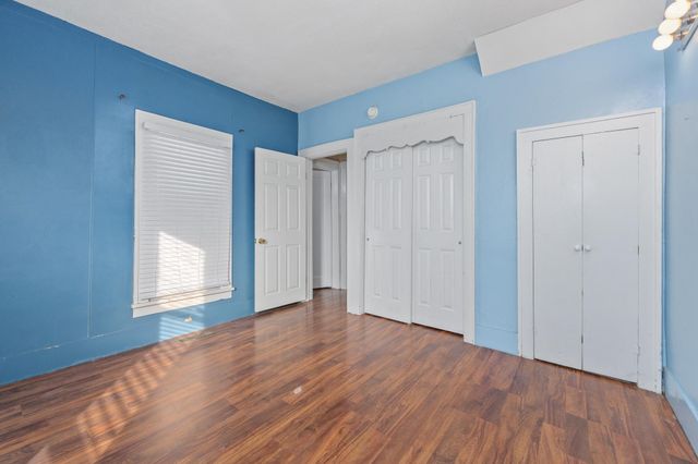 511 S Sycamore St, Wichita, KS 67213