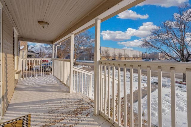 511 S Sycamore St, Wichita, KS 67213