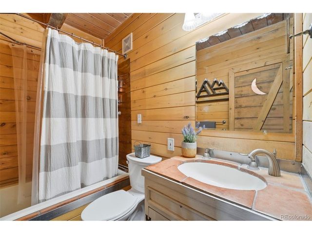 5315 Best Rd, Larkspur, CO 80118