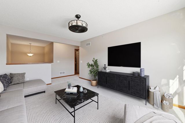 1599 Sumac Circle A, Carver, MN 55315