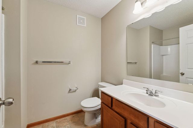 1599 Sumac Circle A, Carver, MN 55315