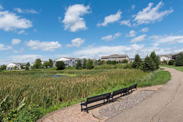 1599 Sumac Circle A, Carver, MN 55315