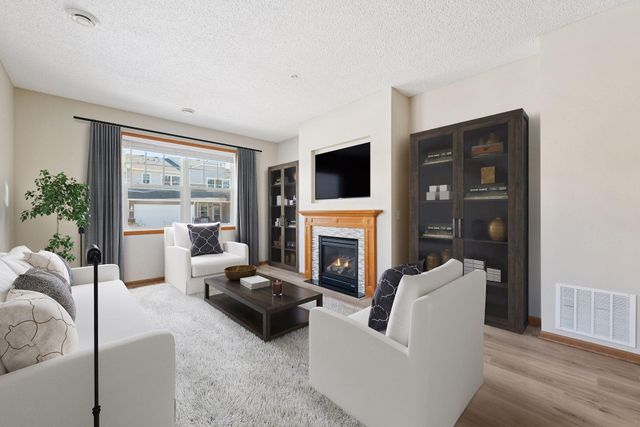 1599 Sumac Circle A, Carver, MN 55315