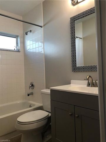 8223 Breton CIR, Fort Myers, FL 33912