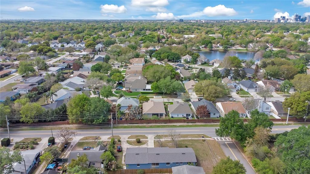 Image 34 of property listing at 1951 S CRYSTAL LAKE DRIVE, Orlando, FL 32806