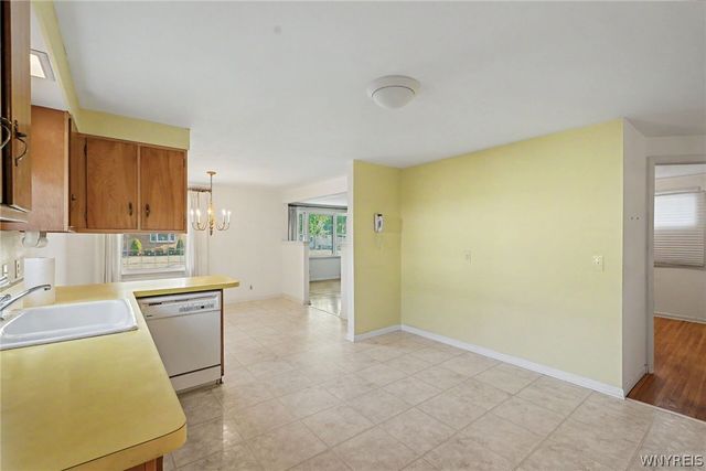 298 Lydia Lane, Cheektowaga, NY 14225