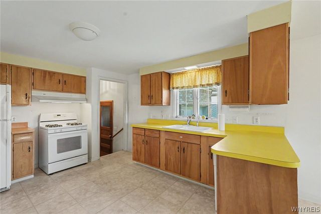 298 Lydia Lane, Cheektowaga, NY 14225