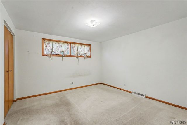 298 Lydia Lane, Cheektowaga, NY 14225