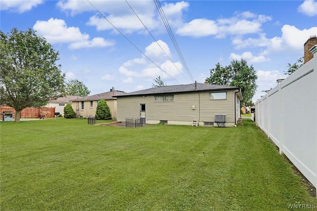 298 Lydia Lane, Cheektowaga, NY 14225