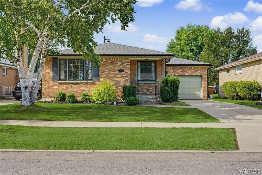 298 Lydia Lane, Cheektowaga, NY 14225