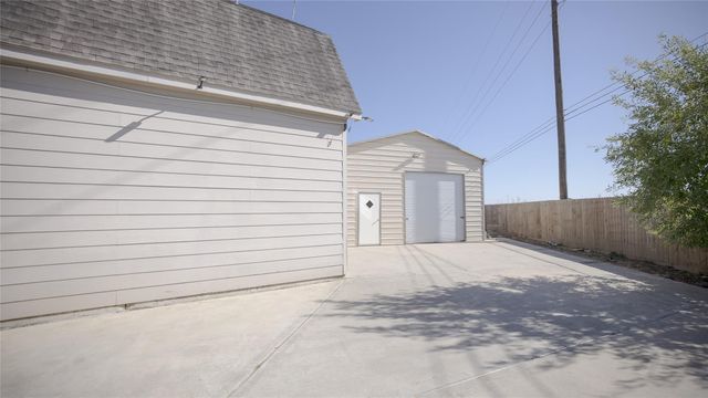 38 Palmero Way, Manvel, TX 77578