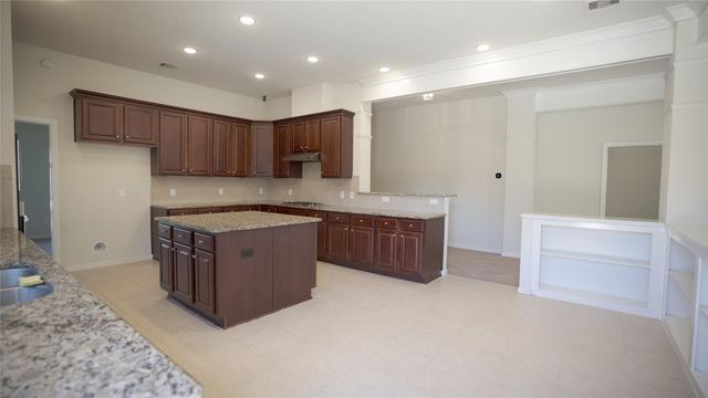 38 Palmero Way, Manvel, TX 77578