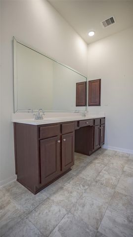 38 Palmero Way, Manvel, TX 77578