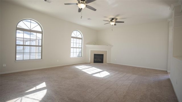 38 Palmero Way, Manvel, TX 77578