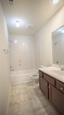 38 Palmero Way, Manvel, TX 77578