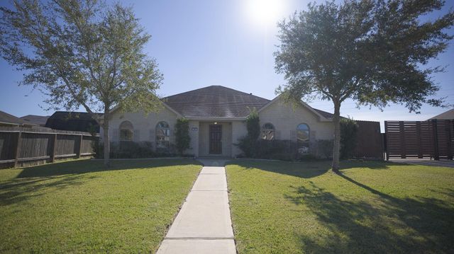 38 Palmero Way, Manvel, TX 77578