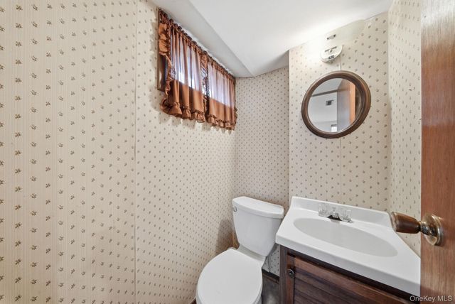 36 Vincent Drive, Middletown, NY 10940