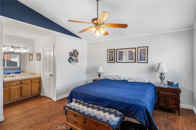 14837 Melbourne, Hesperia, CA 92345