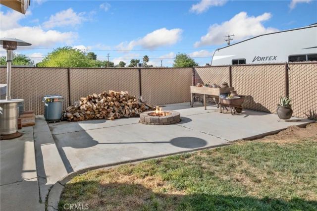 14837 Melbourne, Hesperia, CA 92345