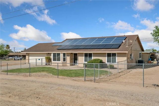 14837 Melbourne, Hesperia, CA 92345