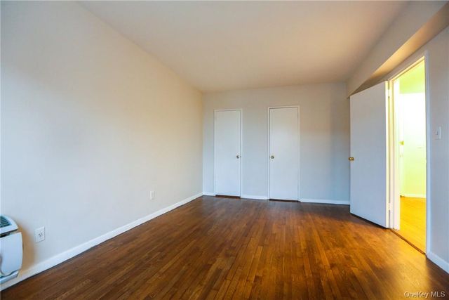 730 Pelham Road 2D, New Rochelle, NY 10805