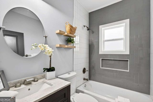 1659 Olympian Way SW, Atlanta, GA 30310