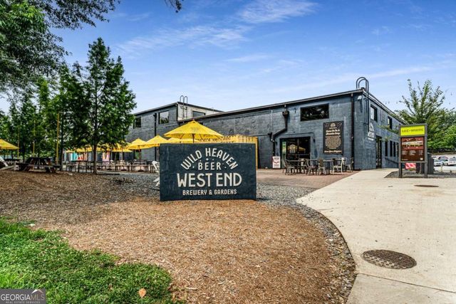 1659 Olympian Way SW, Atlanta, GA 30310