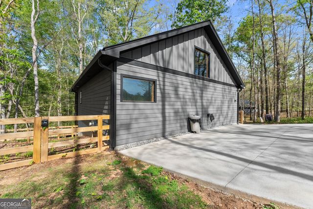 162 Hickory Ridge Drive, Cleveland, GA 30528