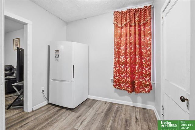 1334 S 25 Street, Omaha, NE 68105