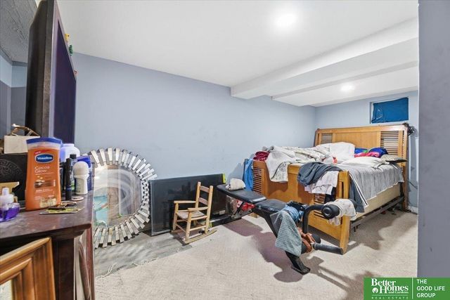 1334 S 25 Street, Omaha, NE 68105