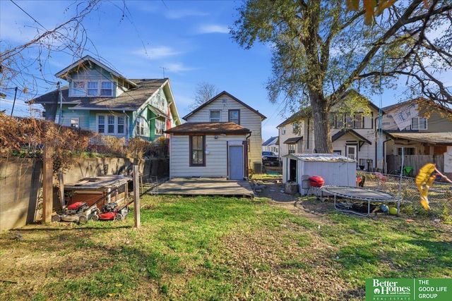 1334 S 25 Street, Omaha, NE 68105